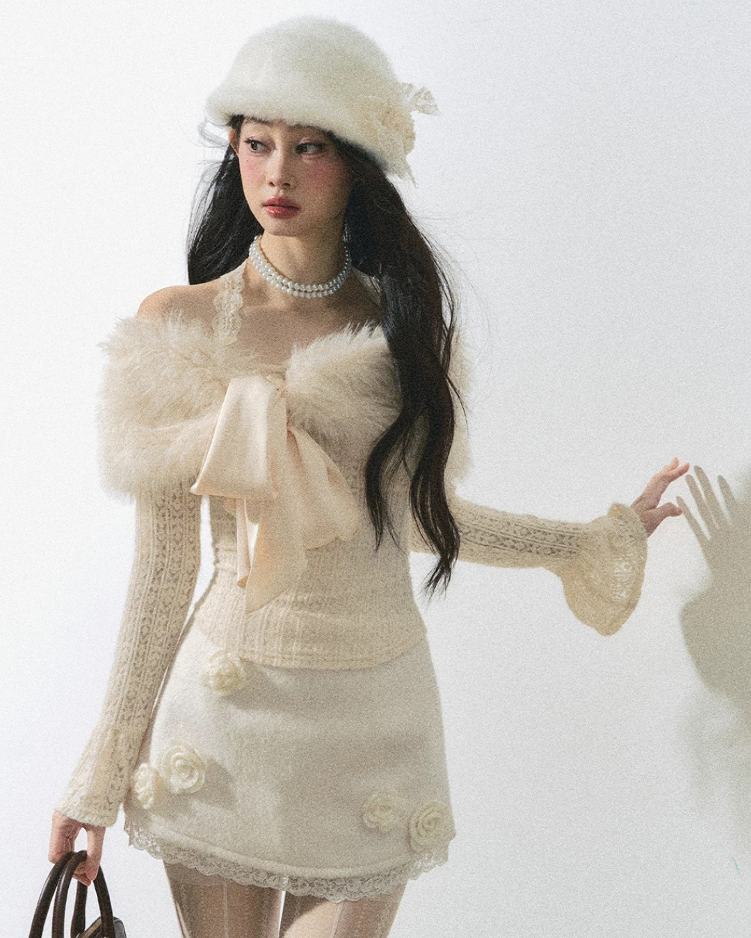 01 antique sweater