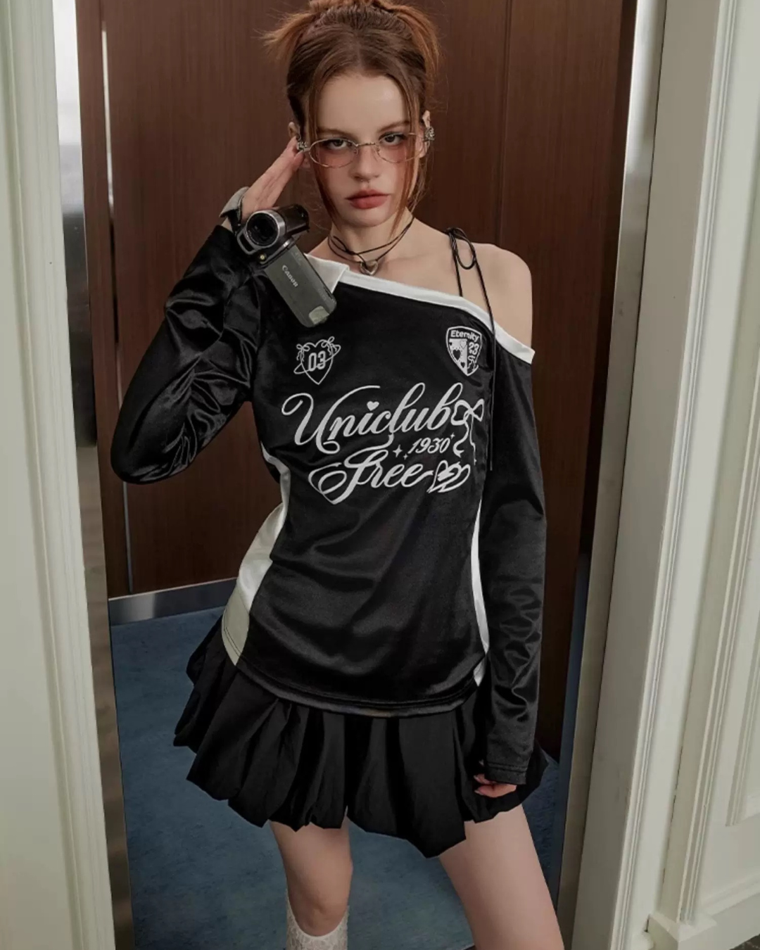 0 satin logo T