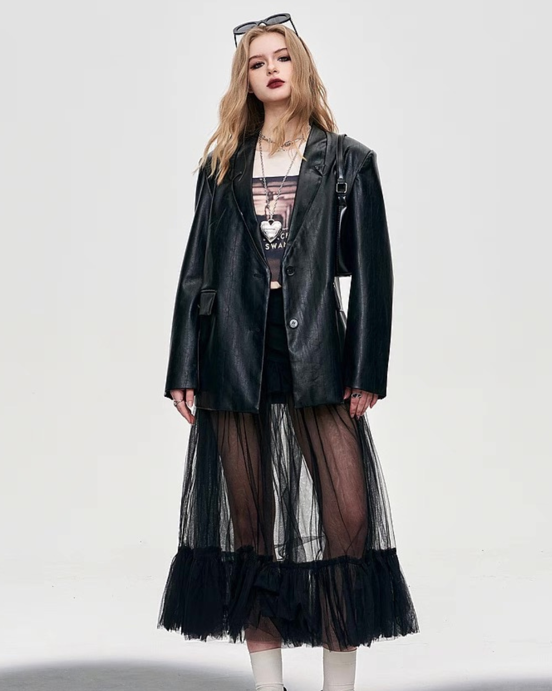 0 See-through skirt