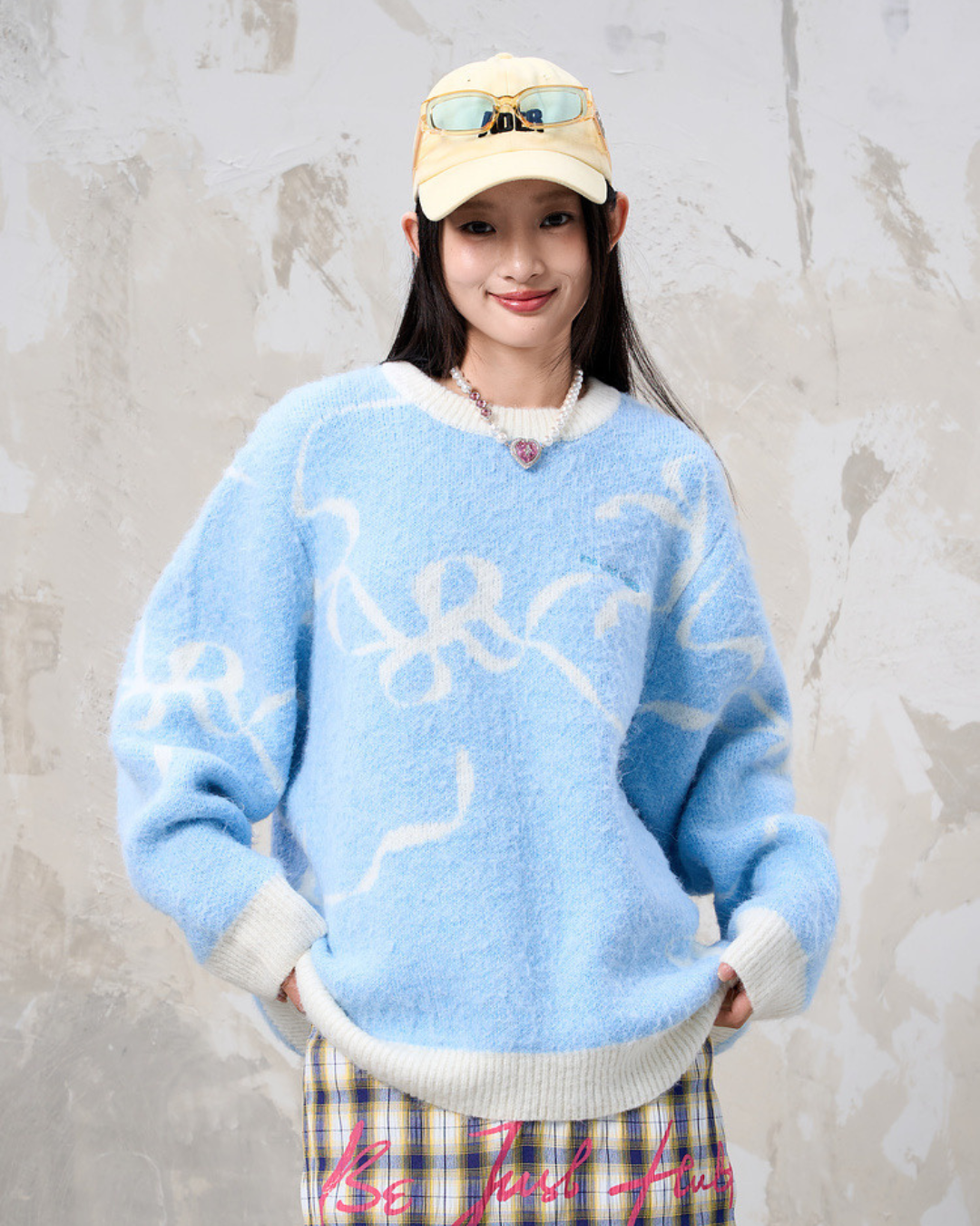 00 flower sweater