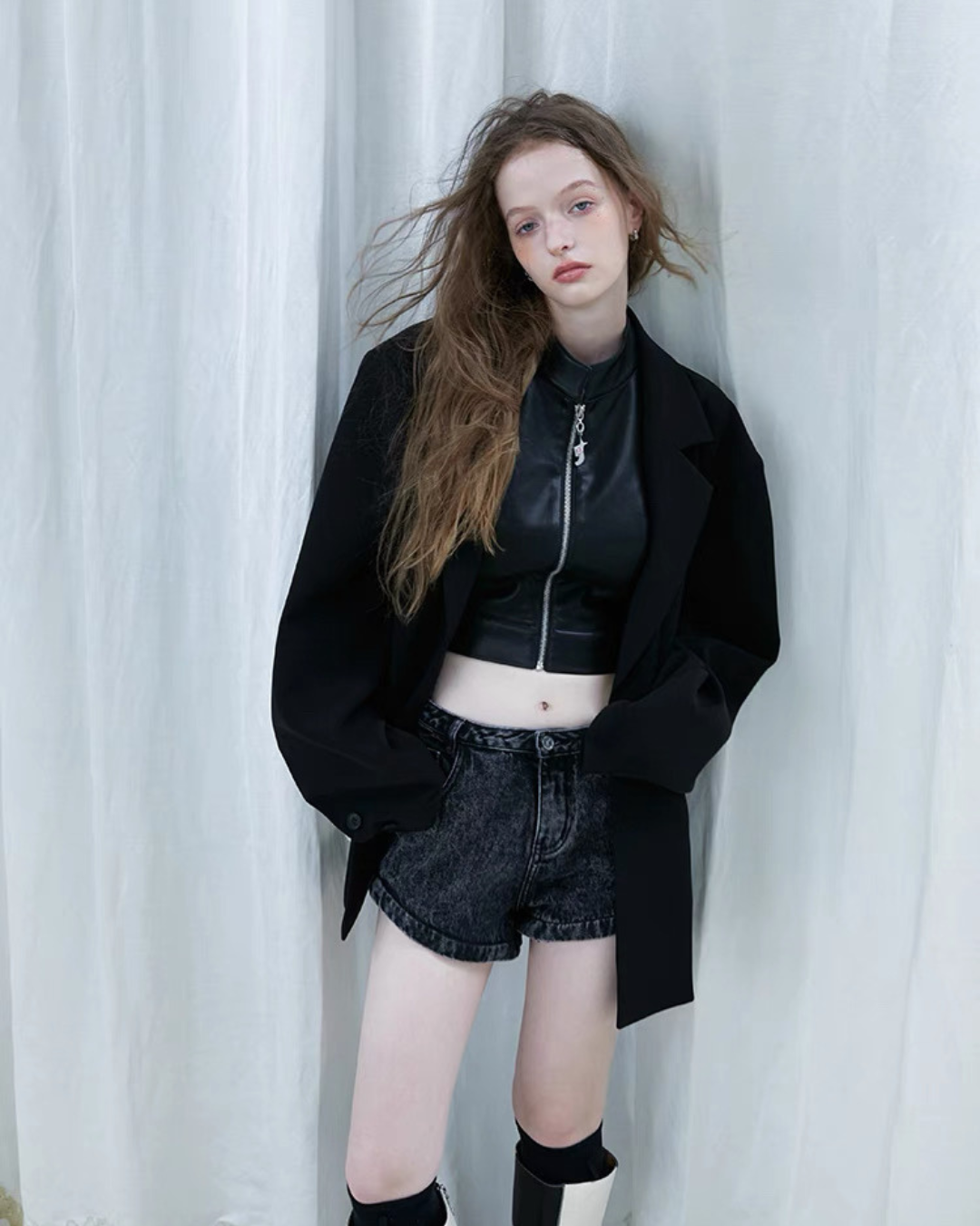 leather no sleeves tops