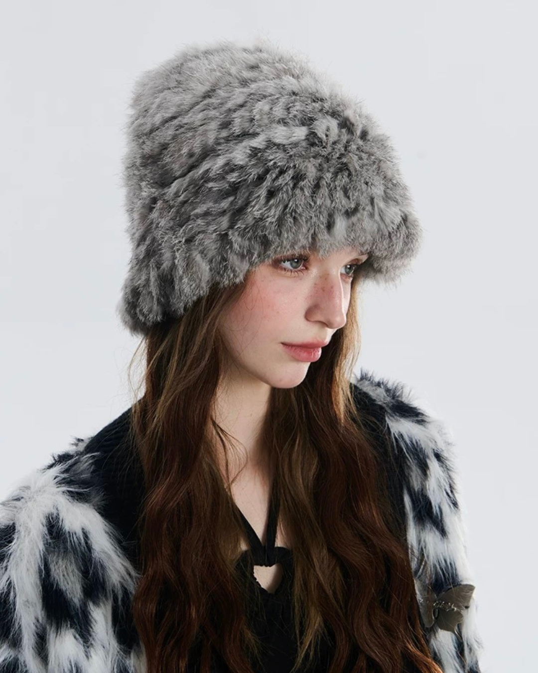 01 fluffy hat