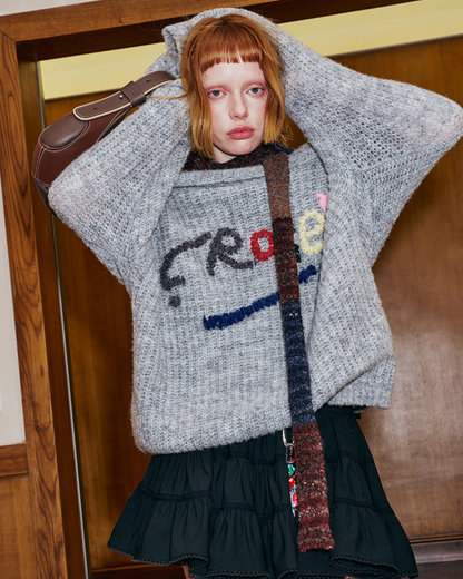 00 logo sweater