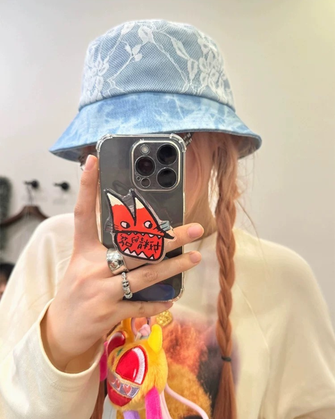 0 lace hat