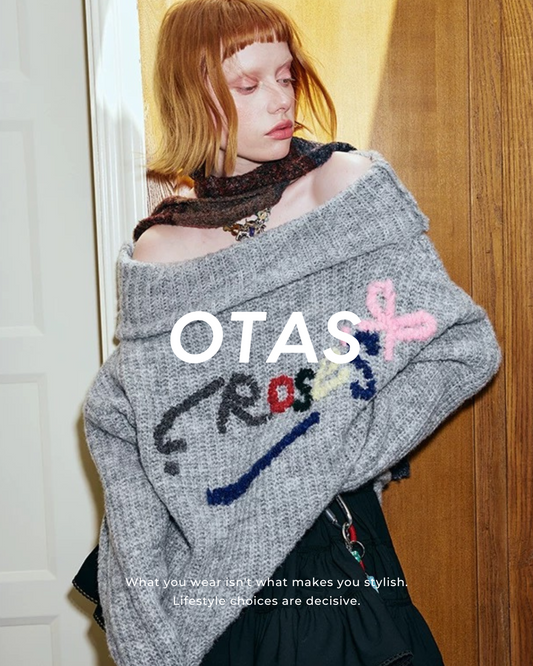 00 logo sweater