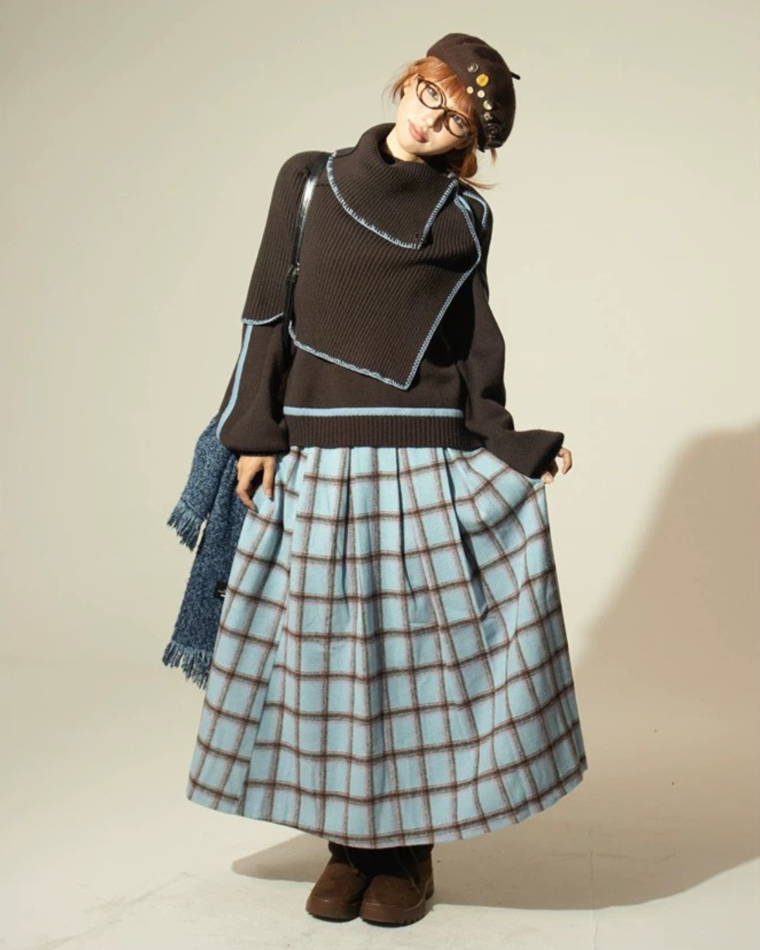 02 antique sweater