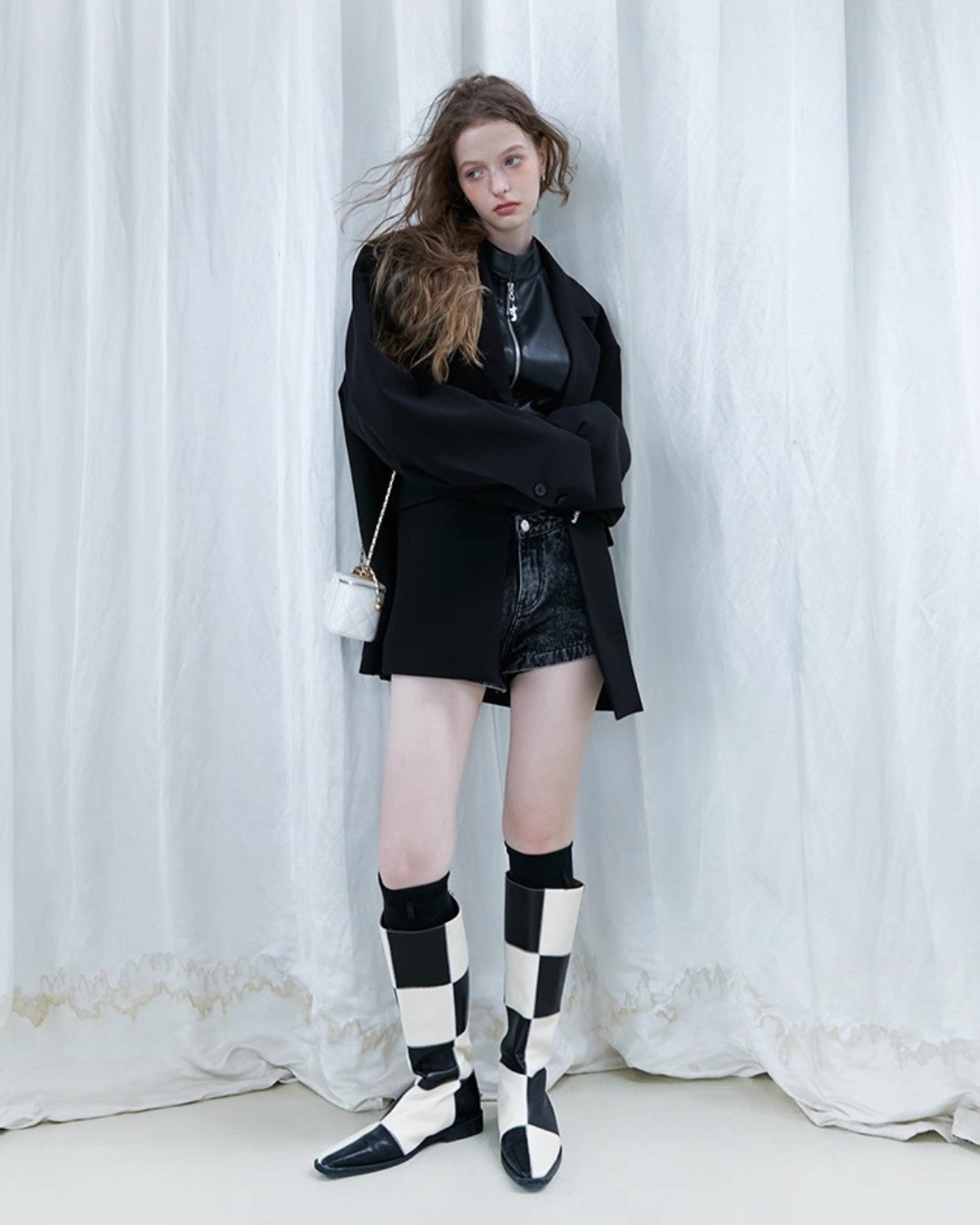 leather no sleeves tops