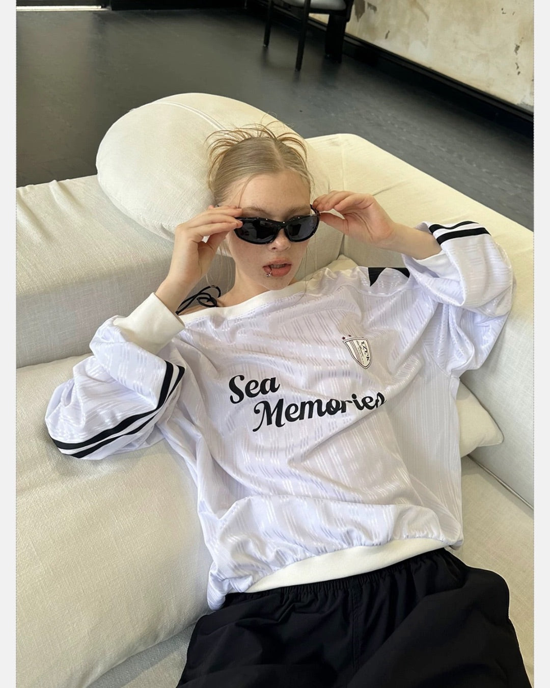0 logo shoulder-T