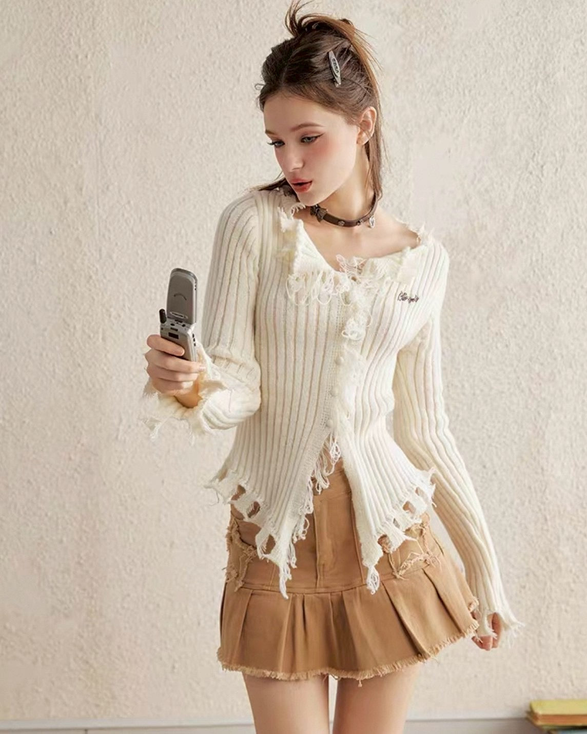 damage cardigan